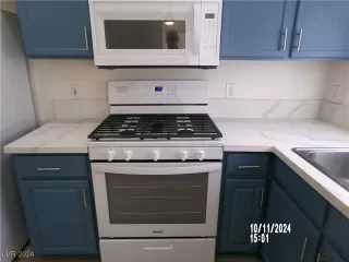 Photo #6: 2624669 Listing