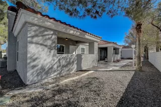 Photo #2: 2624721 Listing