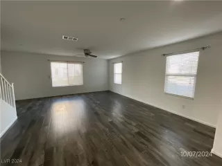 Photo #2: 2624722 Listing 