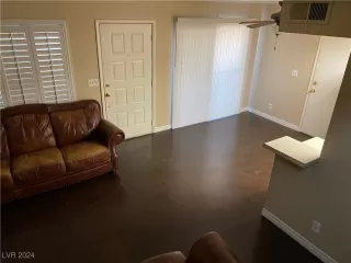 Photo #4: 2624728 Listing 