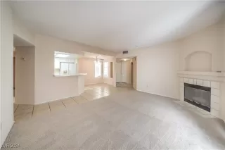 Photo #3: 2624770 Listing