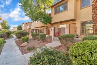 Photo #4: 2624803 Listing