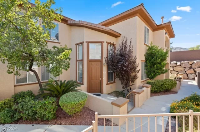 MLS: 2624815 Condo For Sale