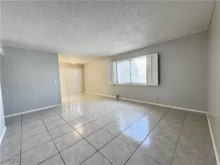 Photo #2: 2624823 Listing 