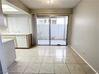 Photo #4: 2624823 Listing 