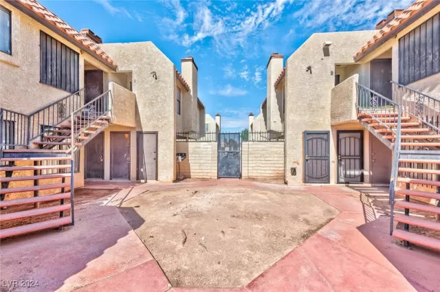 MLS: 2624843 Condo For Sale