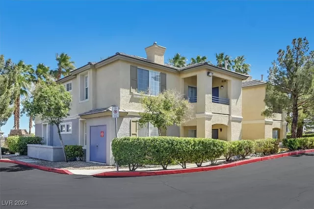 MLS: 2624926 Condo For Sale