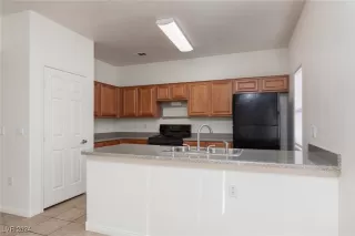 Photo #5: 2624938 Listing 