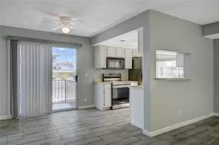 Photo #3: 2624945 Listing