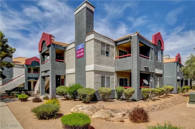 MLS: 2624972 Condo For Sale