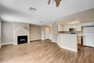 Photo #4: 2624972 Listing 