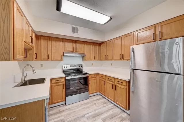 MLS: 2625012 Condo For Sale