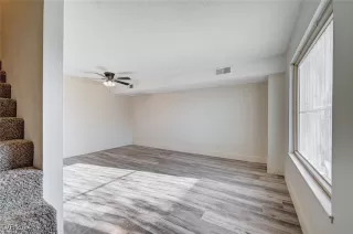 Photo #4: 2625012 Listing