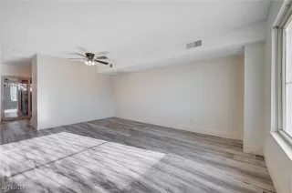 Photo #5: 2625012 Listing