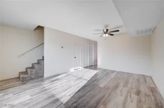 Photo #6: 2625012 Listing