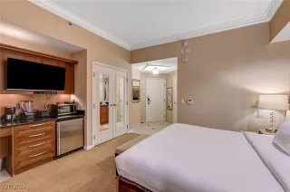 Photo #3: 2625049 Listing