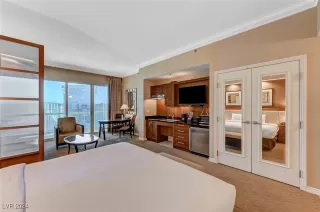 Photo #4: 2625049 Listing