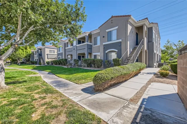 MLS: 2625055 Condo For Sale