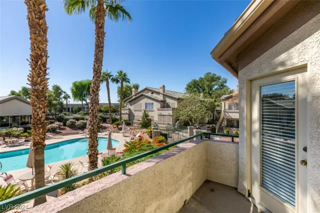 MLS: 2625066 Condo For Sale