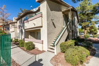 Photo #4: 2625066 Listing 