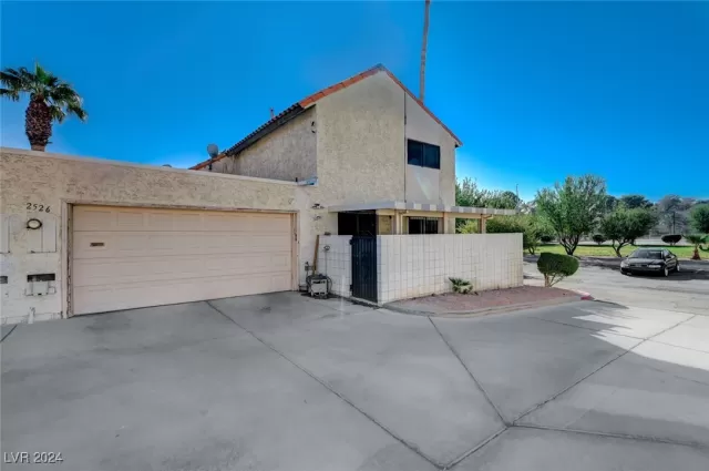 MLS: 2625067 Condo For Sale