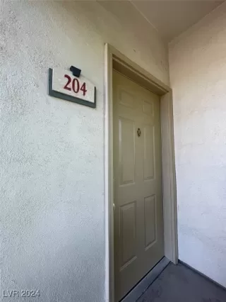 Photo #1: 2625083 Listing 