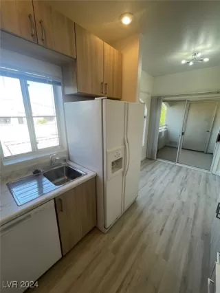 Photo #5: 2625083 Listing 