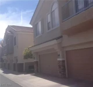 Photo #1: 2625102 Listing 