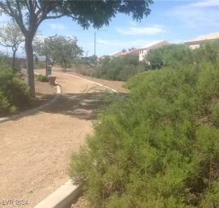 Photo #5: 2625102 Listing 