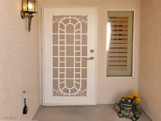 Photo #2: 2625103 Listing