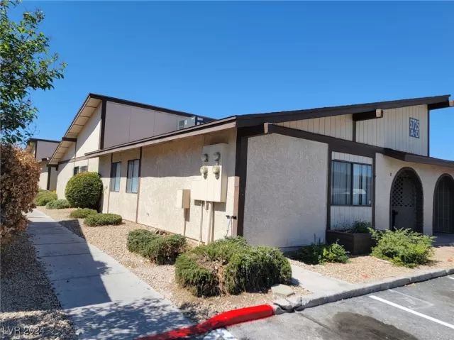 MLS: 2625124 Condo For Sale