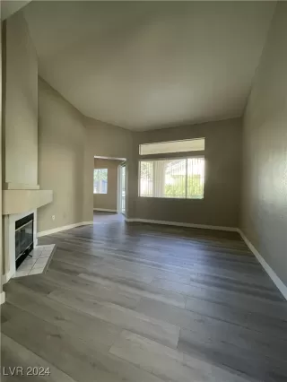 Photo #2: 2625136 Listing 