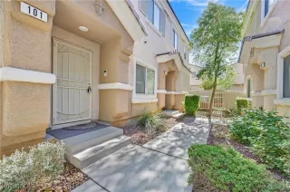 Photo #1: 2625157 Listing 