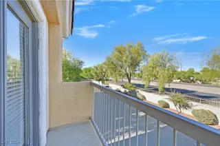 Photo #5: 2625157 Listing 