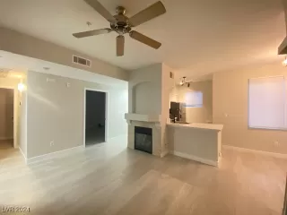 Photo #1: 2625169 Listing 