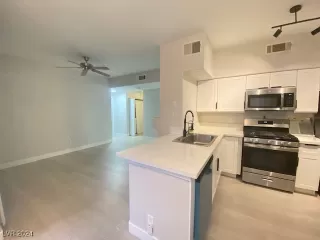 Photo #4: 2625169 Listing 