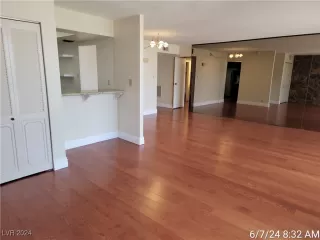 Photo #5: 2625217 Listing 