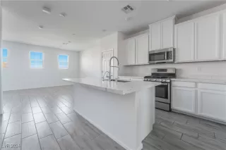 Photo #6: 2625232 Listing 