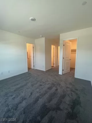 Photo #4: 2625248 Listing