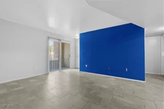 Photo #3: 2625260 Listing