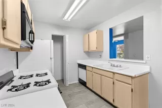 Photo #6: 2625260 Listing