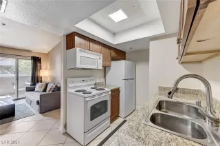 Photo #2: 2625296 Listing 