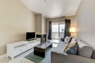 Photo #5: 2625296 Listing 