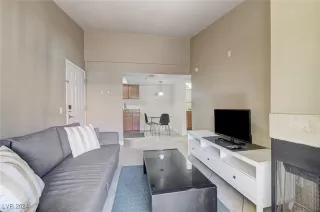 Photo #6: 2625296 Listing 