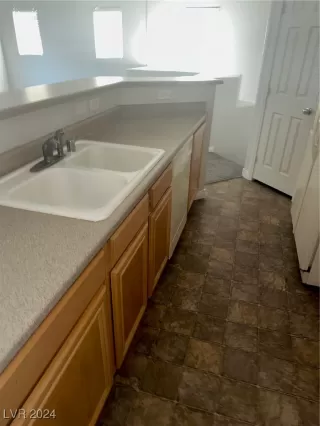 Photo #6: 2625311 Listing 