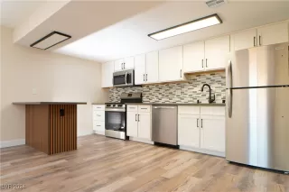 Photo #1: 2625320 Listing