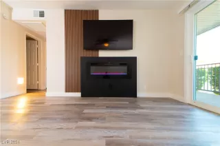 Photo #2: 2625320 Listing