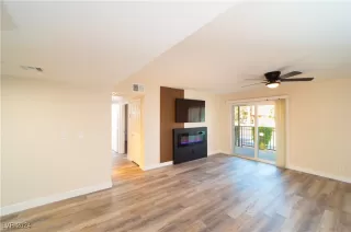 Photo #5: 2625320 Listing