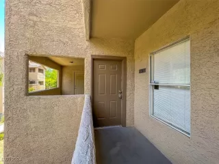 Photo #2: 2625327 Listing 