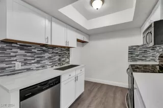 Photo #5: 2625327 Listing 